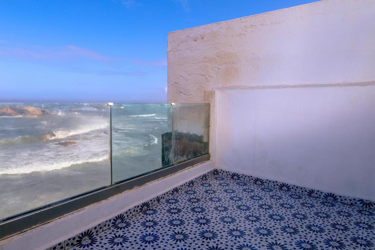 דירות אסאוירה Studio Pied Dans L'Eau מראה חיצוני תמונה