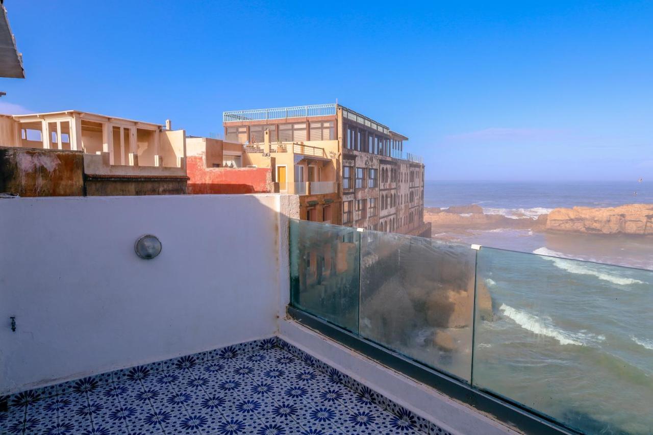 דירות אסאוירה Studio Pied Dans L'Eau מראה חיצוני תמונה